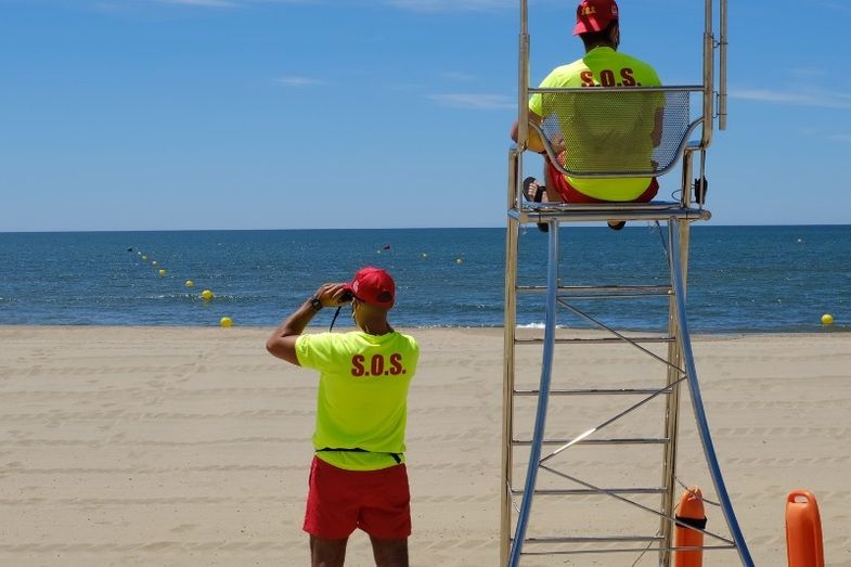 Ayamonte amplía el horario del Servicio de Vigilancia en las playas y el número de socorristas
