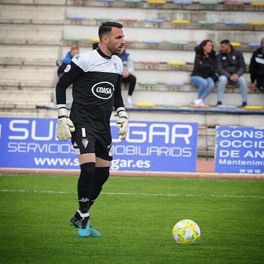 Rubén Gálvez: 'No me duele que el Recre no haya apostado por mí, pero ha habido cosas que no me han gustado y mejor me las guardo para mí'