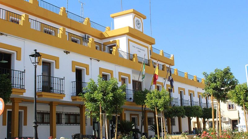 Giahsa y el Ayuntamiento de Aljaraque acuerdan potenciar la recogida de podas y enseres