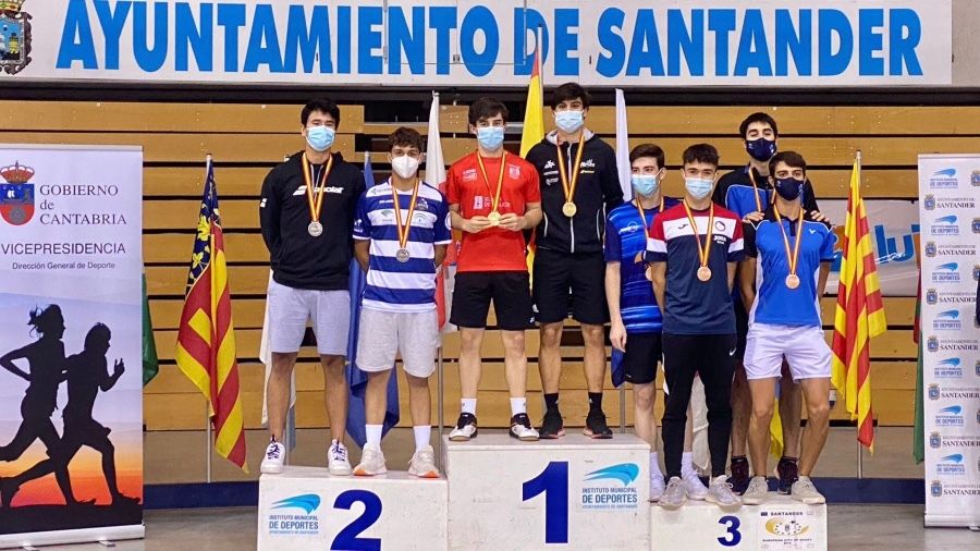 La cantera del IES La Orden hace méritos en Moguer y Santander