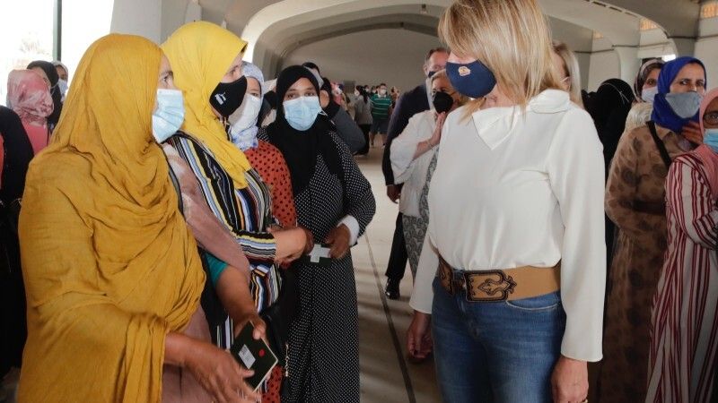 El Muelle de Levante acoge el dispositivo para realizar pruebas PCR a temporeras marroquíes antes de regresar a su país