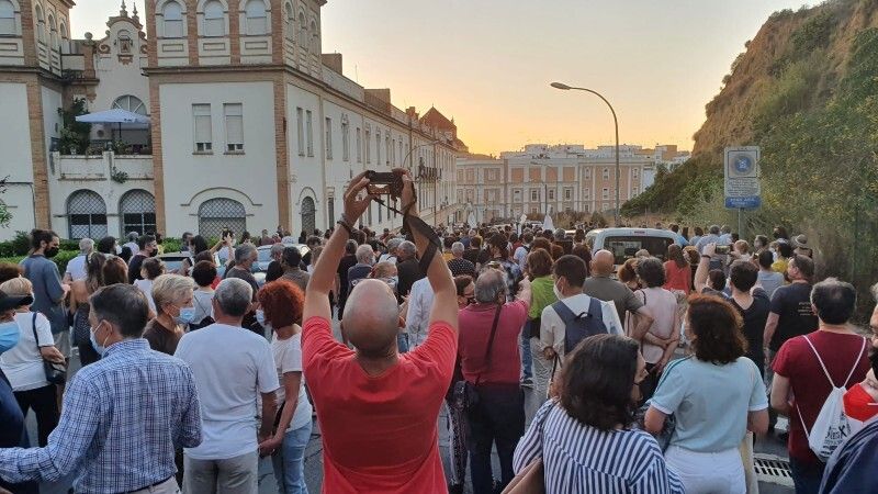 Más de 700 onubenses en la movilización para salvaguardar los cabezos de Huelva