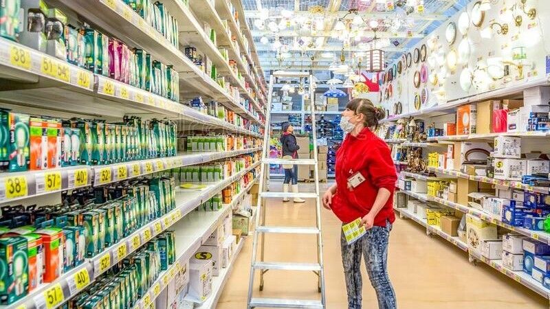 Ofertan tres puestos para trabajar en un supermercado de Ayamonte