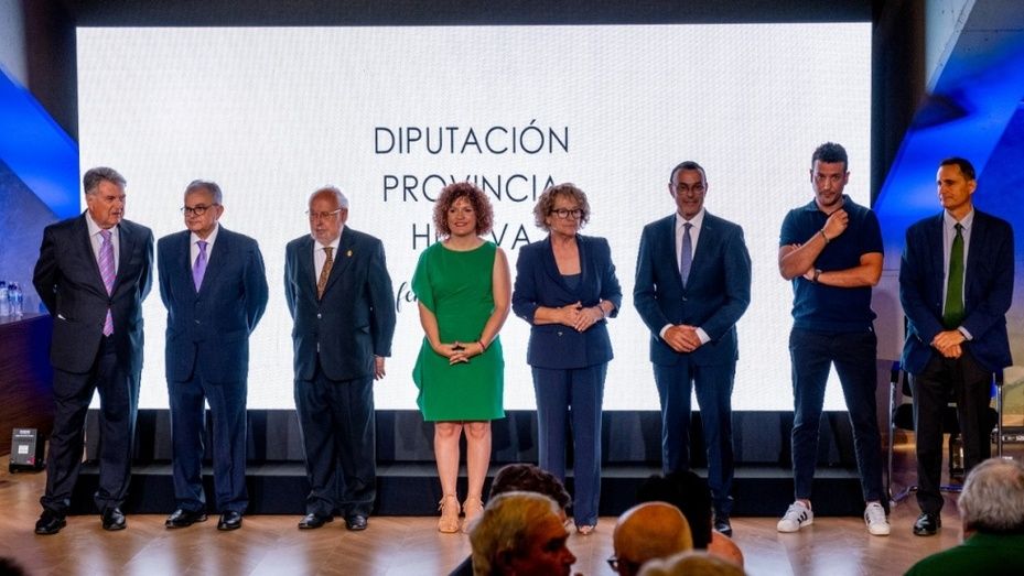 Vocación de cercanía y mirada al futuro marcan el bicentenario de la Diputación