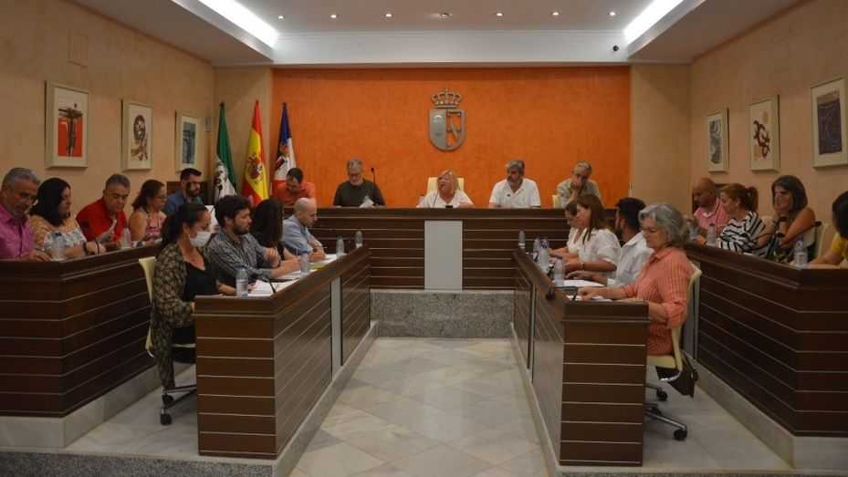 Almonte realizará una consulta popular para decidir si la catedral efímera se mantiene hasta la próxima Venida de la Virgen