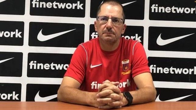 José Juan Romero no arriesga: 'Quiero cumplir mi contrato con el Eldense'