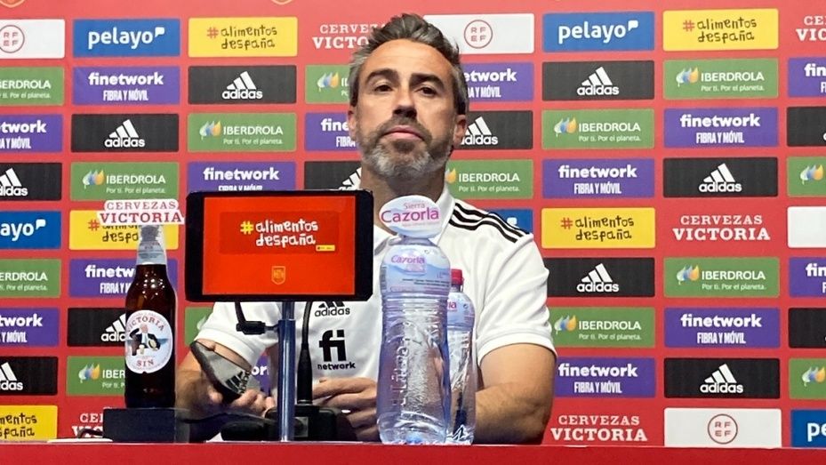 El seleccionador nacional anima a ver a la Selección en Huelva porque sus jugadoras 'no defraudarán'