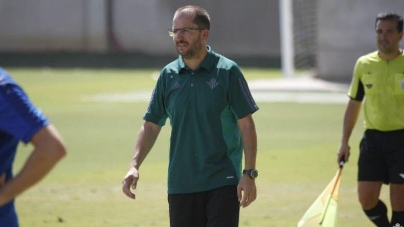 ¿Y si al final no viene José Juan Romero?