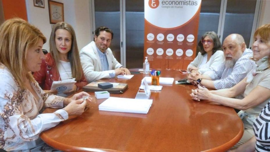 El PP se compromete a seguir reduciendo impuestos y burocracia para crear empleo