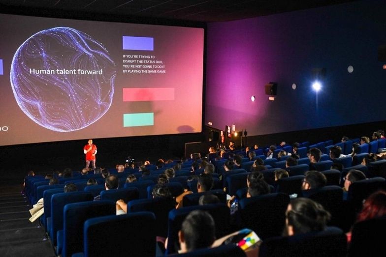 Más de 250 jóvenes participan en el lanzamiento de STEMDO en Huelva, la startup que creará ecosistemas de empleo digital