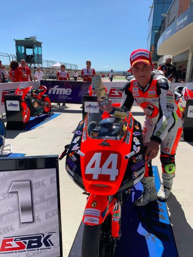 Hugo Millán regresa reinando en PreMoto3 en Motorland