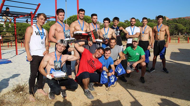 Gabriel Emilian Zgogu y Elvis Barrios se imponen en el Primer Campeonato de Batallas de Street Workout de Islantilla