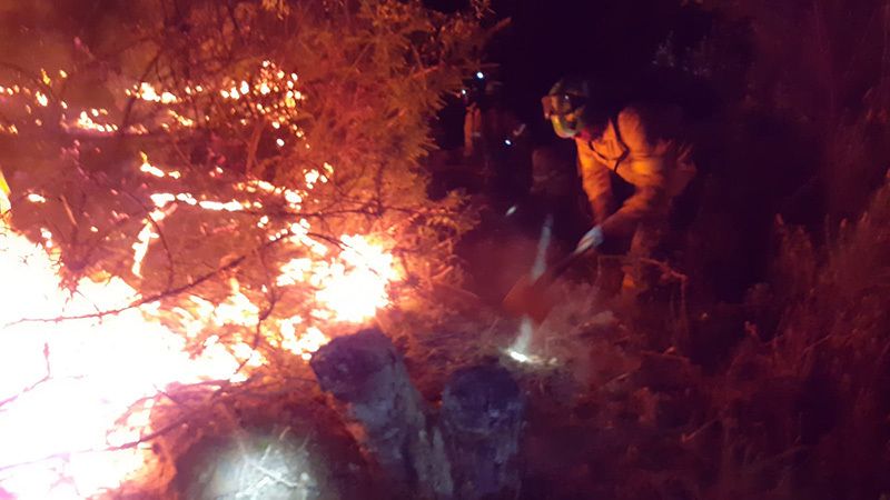 El incendio de Almonaster obliga a activar el nivel 1 del Plan de Emergencias