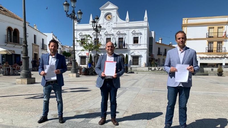 El runrún: Una moción que se avecina tensa