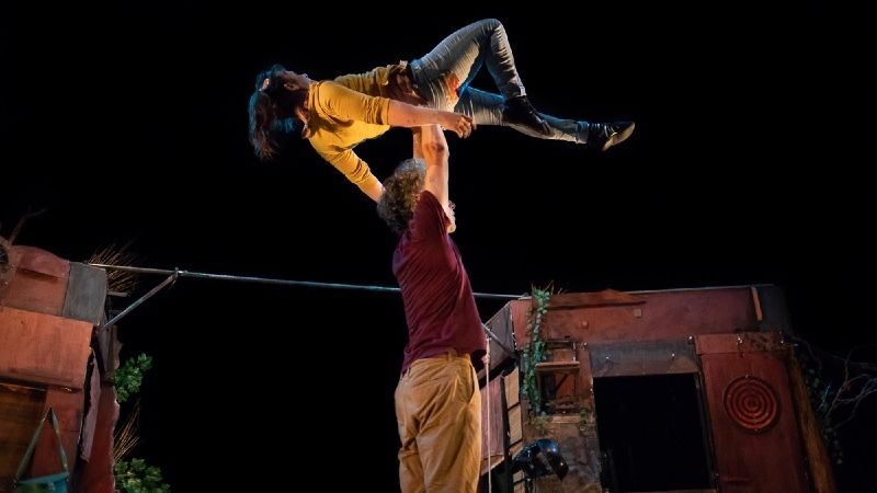 La Casa Colón acoge las acrobacias de Vol’e Temps en ‘Distans’