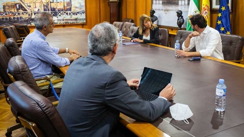 El Puerto y la Cámara de Comercio impulsan líneas de colaboración para potenciar las exportaciones