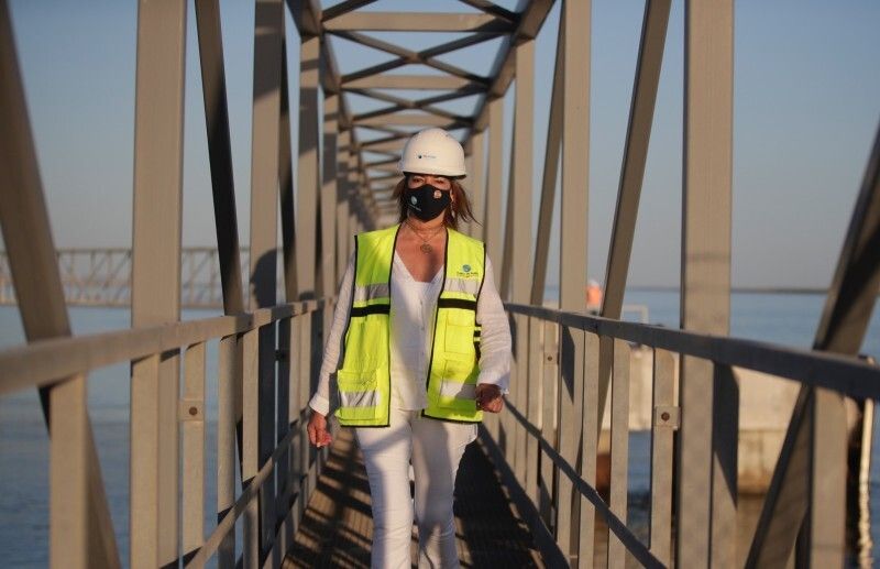 El Puerto de Huelva incrementa la capacidad de su terminal de contenedores con la llegada de tres grúas nuevas que aumentan su competitividad