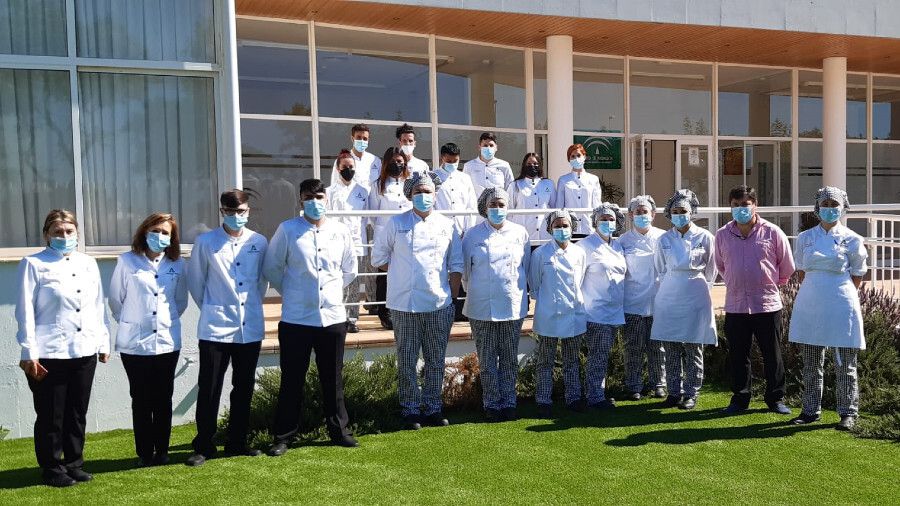 La caballa y la melva, ingredientes protagonistas en la Escuela de Hostelería de Islantilla