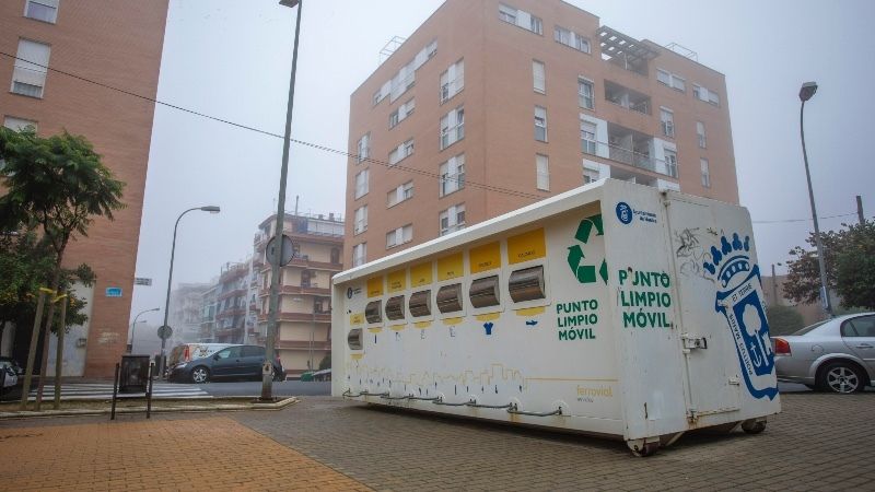 El Ayuntamiento de Huelva mantendrá el servicio del ‘Punto Limpio Móvil’ durante los meses de verano 