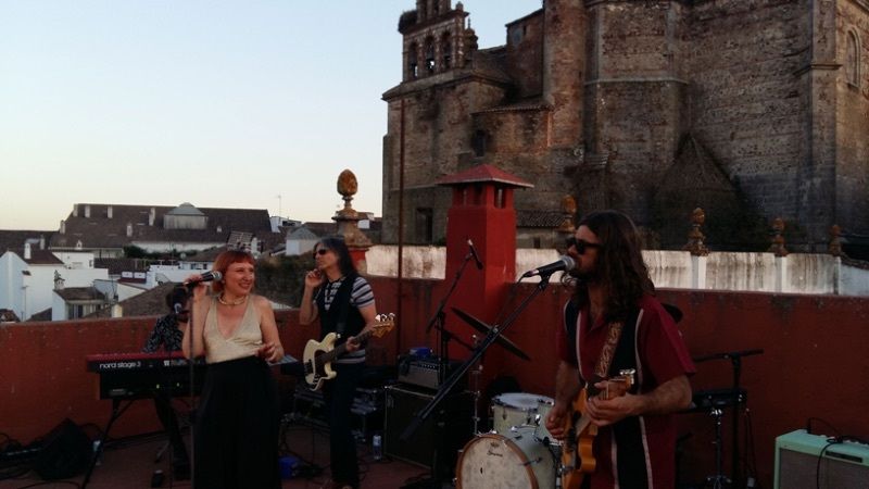 Explosión cultural en la Noche Blanca de Aracena con cuatro espectáculos