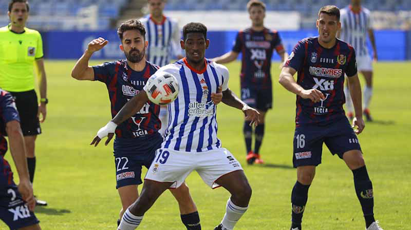 El San Roque compite por Seth Vega con varios clubes de Segunda Federación