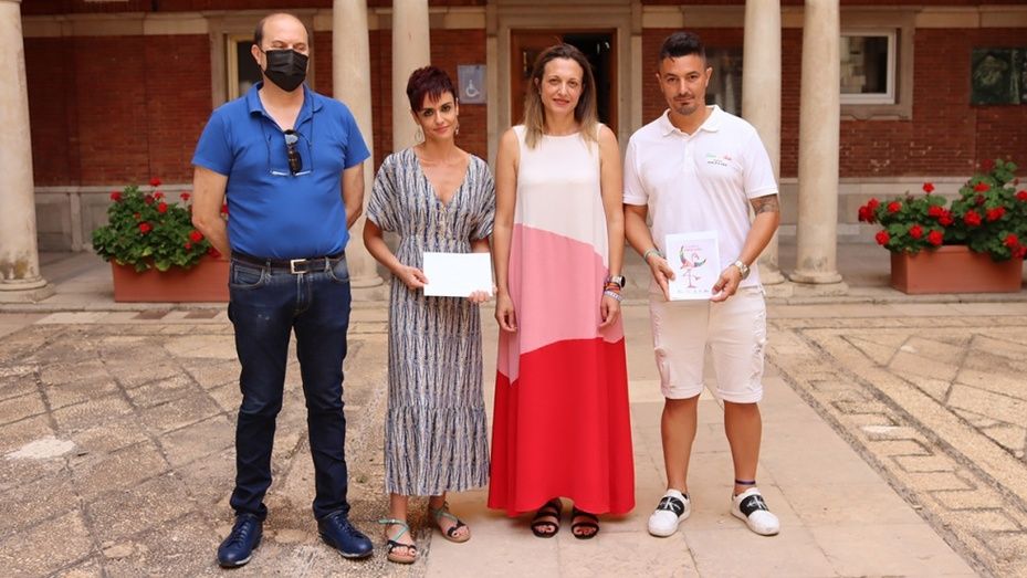 ‘Dulce y fado’ y librería Saltés se llevan el reconocimiento ‘Comercios Orgullosos’