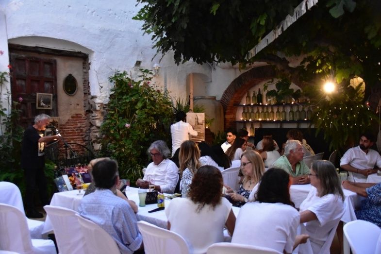 Noche en blanco en Ayamonte: Conciertos, pasacalles, poesía y danza