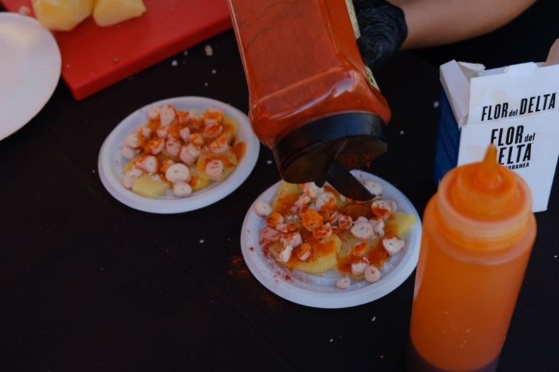 Degustación gratuita de gambas y pulpo en el puerto deportivo Marina Isla Canela