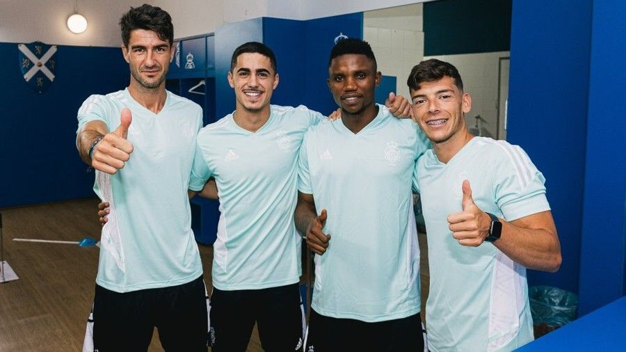 El Recre sorprende cerrando la puerta a sus aficionados en la vuelta a los entrenamientos
