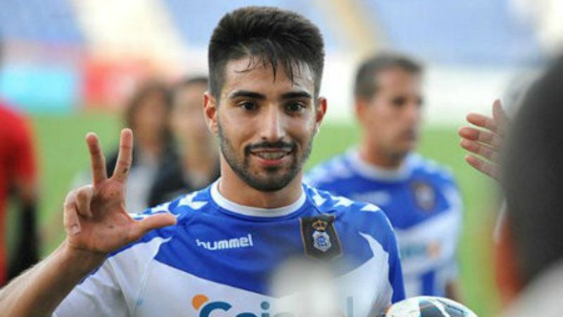 De la Riva: 'El Recre no me ha hecho oferta por Chuli, pero sería su primera opción si tiene que jugar en Segunda B'