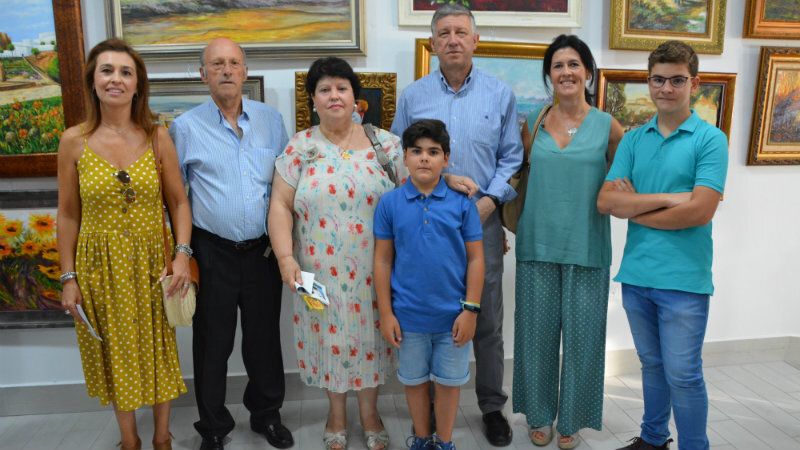 La Oficina de Turismo de Palos acoge la exposición de pintura de Antonia Rojas