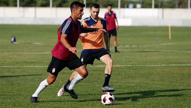 Alfonso, Gustavo Quezada y Óscar Ramírez, ausentes en el 'partidillo' de nivel saldado sin goles