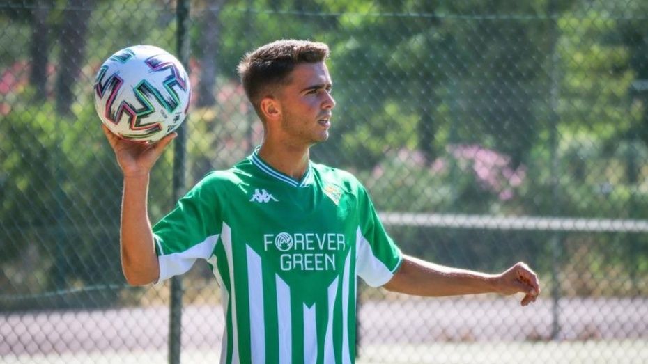 El San Roque logra la cesión del lateral derecho del Betis Miguel Ángel Brenes