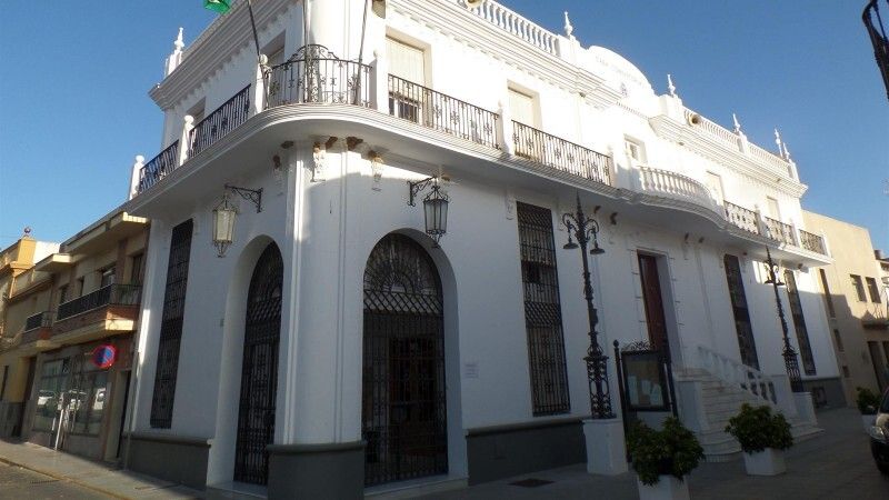 Trigueros y Bonares superan la tasa mil y esta tarde se decidirá si tienen que pasar una semana con toque de queda