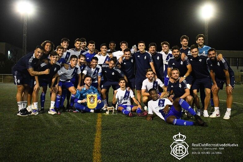 Alberto Gallego: “Tiene que quedar claro que no podemos pensar que el Recre, después de hacer una buena pretemporada, va a pasearse”