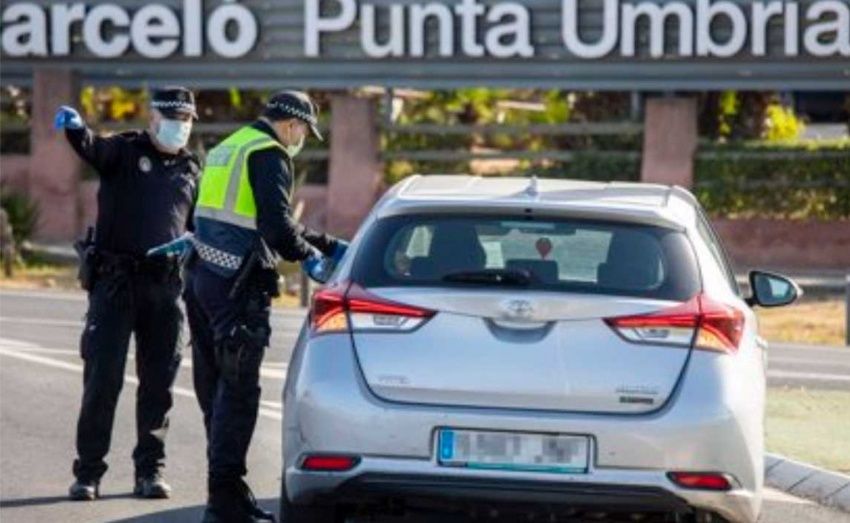 Punta Umbría supera la tasa 1.000 a horas de que se revisen las medidas y se enfrenta a un posible cierre y toque de queda