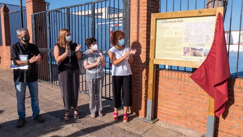 Se inaugura en Berrocal el sendero ‘La sonrisa de Rafa’, homenaje a la lucha contra el cáncer infantil