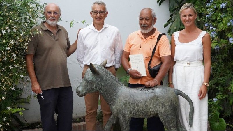 Padura visita Moguer y el Muelle de las Carabelas tras el ciclo ‘CubaCultura’