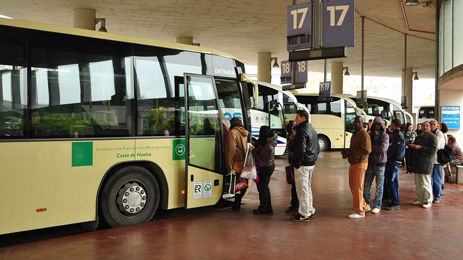 Cerca de un millón de viajeros utilizaron la tarjeta del Consorcio de Transportes entre enero y junio 
