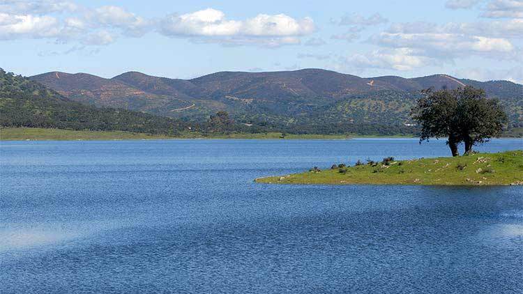Diez municipios de la sierra de Huelva continúan con restricciones de agua