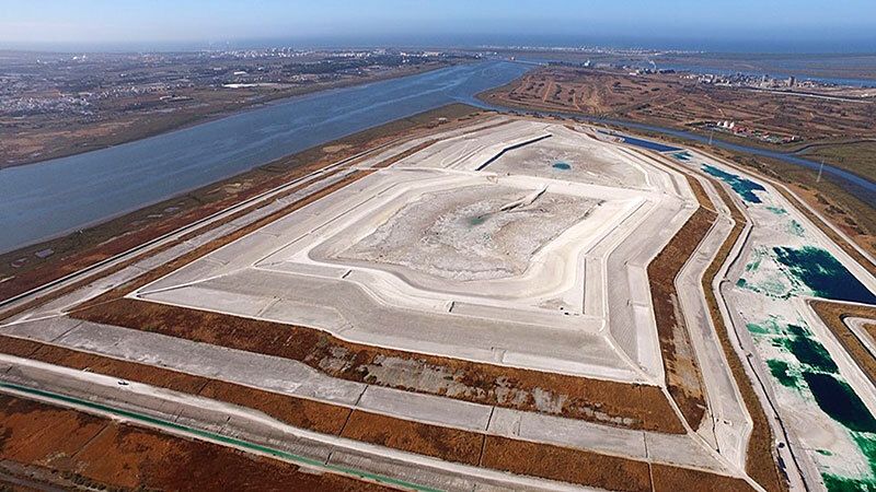 Mesa de la Ría denunciará a Fertiberia ante la Fiscalía de Huelva por atentar contra la salud pública