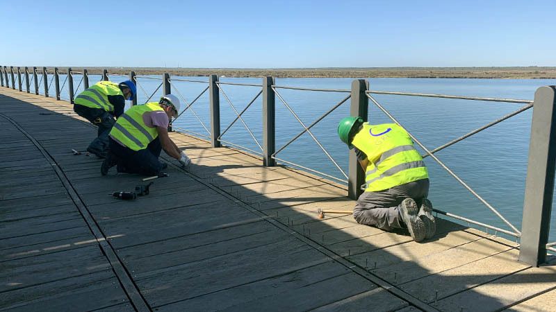 Setecientos focos iluminarán de forma ornamental el Muelle del Tinto