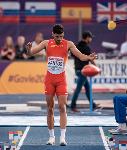 Héctor Santos no consigue clasificarse para la final de su primer Mundial
