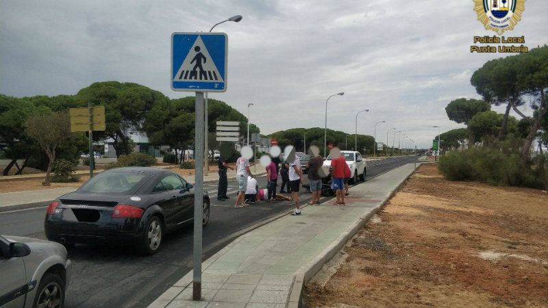 La Policía Local investiga las causas de un accidente de ciclomotor cuyo conductor acabó en el hospital