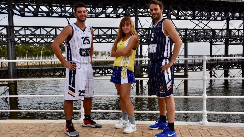 Guiño al equipo que ascendió a la ACB en las nuevas equipaciones del Ciudad de Huelva