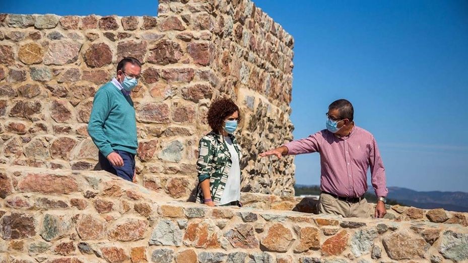 El proyecto 'Fortours' contribuye a convertir al Castillo de Aracena en un referente del turismo cultural fronterizo