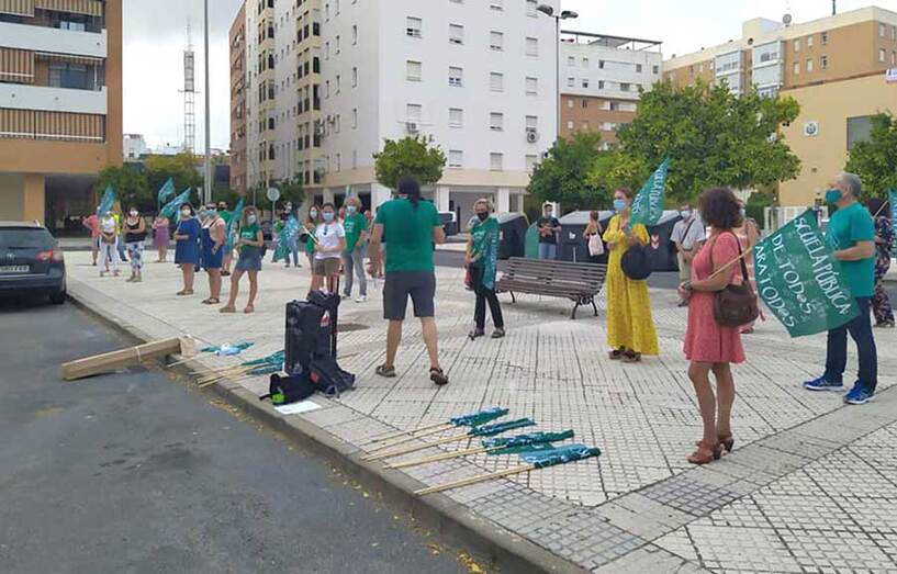 Padres y docentes claman por una vuelta al cole segura