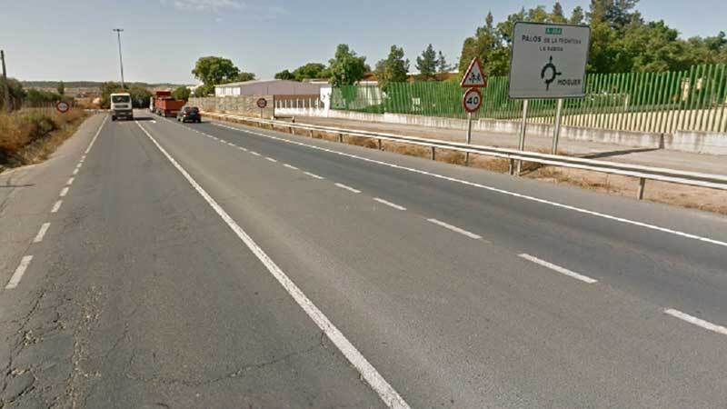 Muere un hombre en Moguer tras caerle encima el tractor que conducía