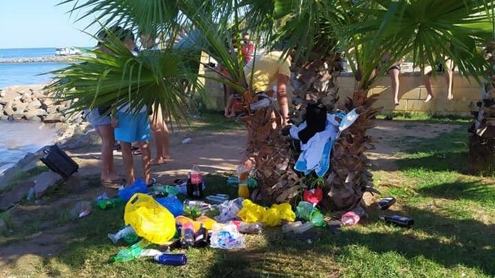 El runrún: Los botellones sobrepasan a la policía ayamontina