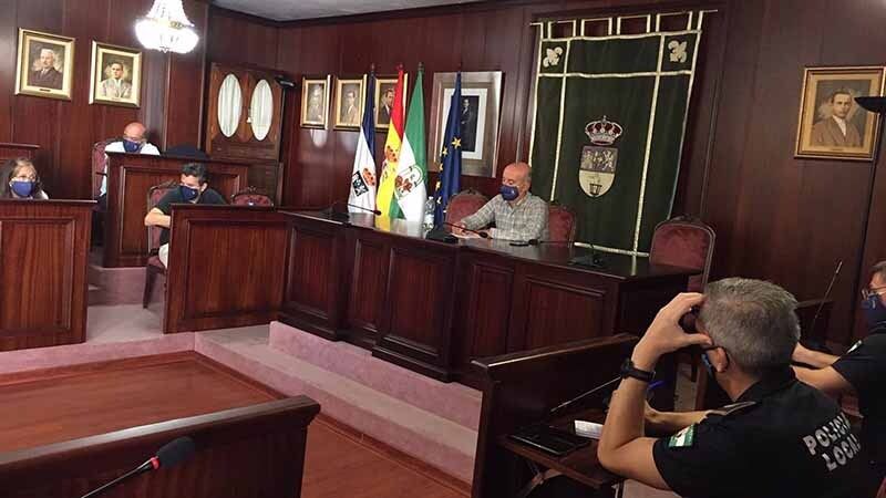 Lepe refuerza las medidas al contar con 17 casos en la localidad y tres aulas escolares cerradas